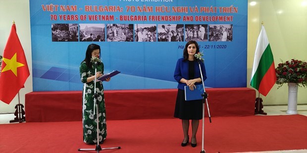 Amitie Vietnam-Bulgarie a travers les cliches des deux agences de presse hinh anh 4
