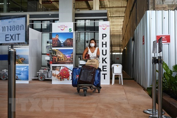 Pres de 8.000 etrangers postulent pour la reouverture du tourisme a Phuket hinh anh 1