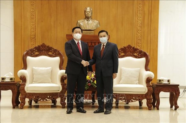 Les dirigeants lao recoivent une delegation du PCV hinh anh 1