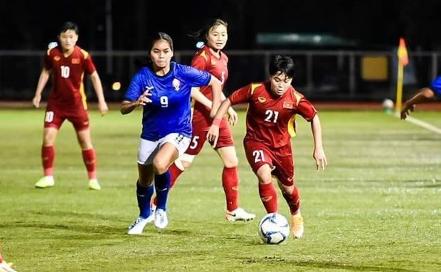 Football : le Vietnam bat le Cambodge 3-0 au Championnat feminin de l'AFF hinh anh 1