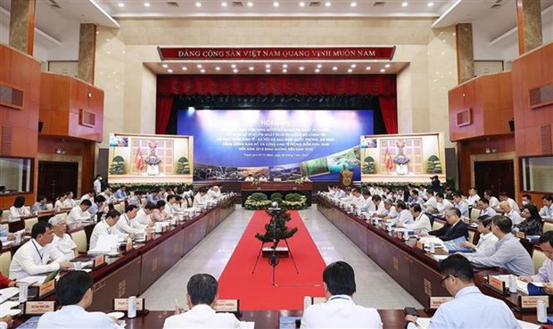 Bilan des 15 ans de developpement de la region du Nam Bo oriental hinh anh 1