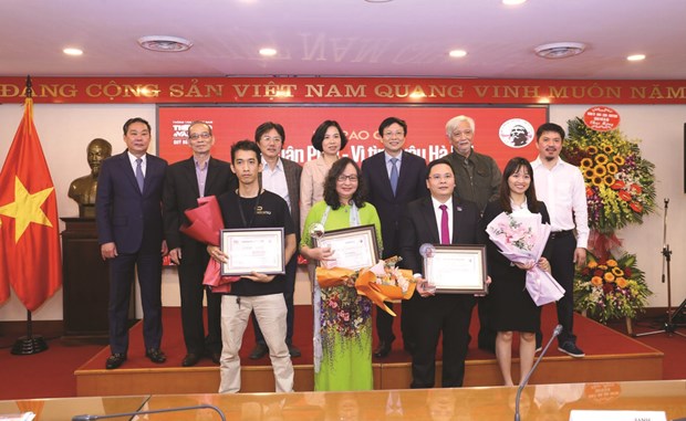 Le Prix Bui Xuan Phai, un label culturel de Hanoi hinh anh 1