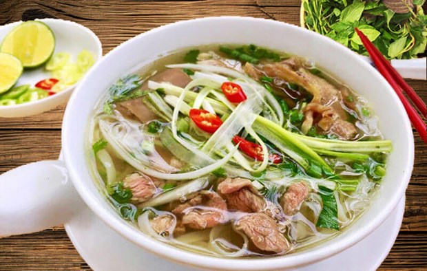 TasteAtlas : le ‘’pho’’ vietnamien parmi les 100 plats les plus populaires au monde hinh anh 2