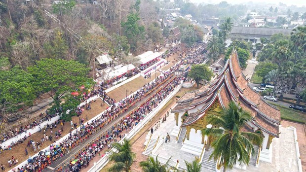 Le Laos accueille plus de 800 000 visiteurs etrangers au premier trimestre hinh anh 1