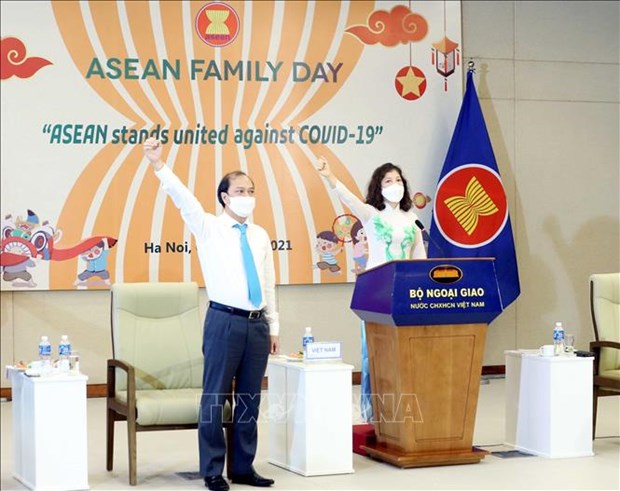 La Journee de la famille de l’ASEAN 2021 sous le signe de l’unite de lutte anti-Covid-19 hinh anh 1