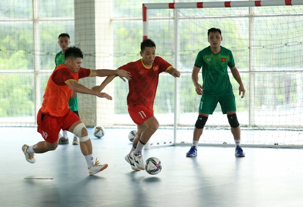 Coupe du monde de Futsal 2021 : L'equipe vietnamienne impressionne avant la phase finale hinh anh 1