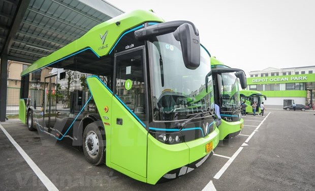 Mise en service de la premiere flotte de bus electriques intelligents a Hanoi hinh anh 1