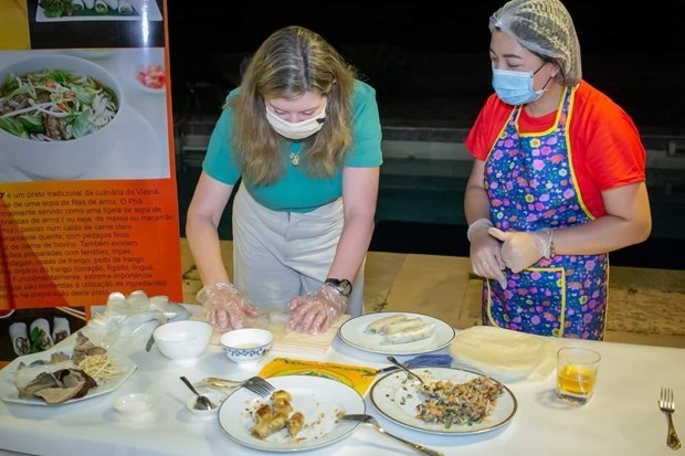 Un festival culinaire promeut les relations Vietnam-Bresil hinh anh 1