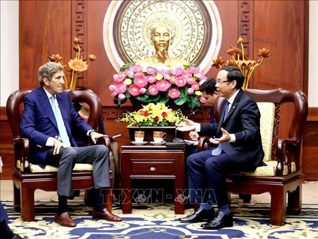 Le chef de Ho Chi Minh-Ville recoit l'envoye special du president des Etats-Unis pour le climat hinh anh 1