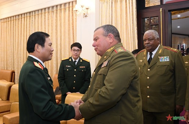 Cooperation de defense, pilier des relations Vietnam-Cuba hinh anh 2