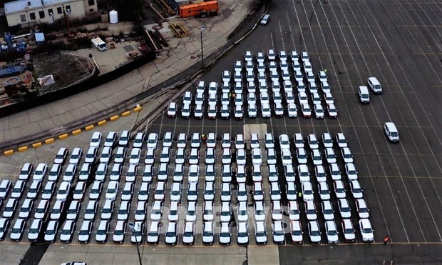 Un premier lot de 999 voitures electriques intelligentes de VinFast est arrive aux Etats-Unis hinh anh 2