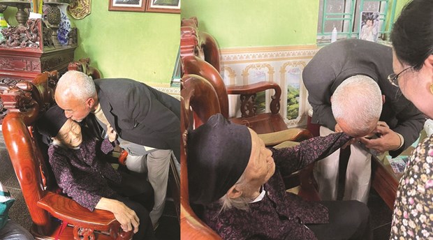 Un Viet kieu d’Algerie retrouve sa mere apres 58 ans hinh anh 1