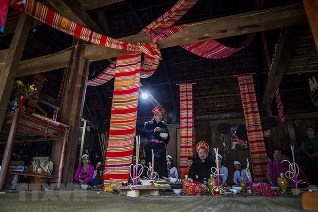 Preservation du Mo Muong, un heritage precieux de l’ethnie des Muong hinh anh 1