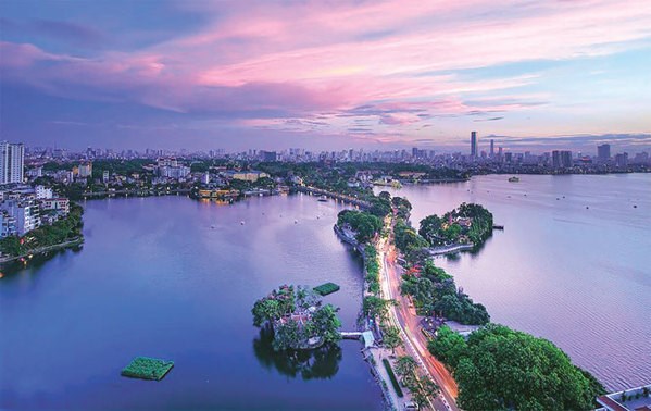 Vision structuree pour revaloriser le lac de l'Ouest a Hanoi hinh anh 1