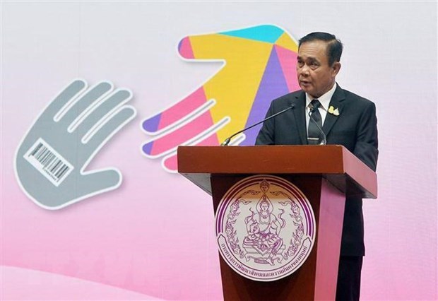 Le Premier ministre thailandais s’engage a servir la nation hinh anh 1