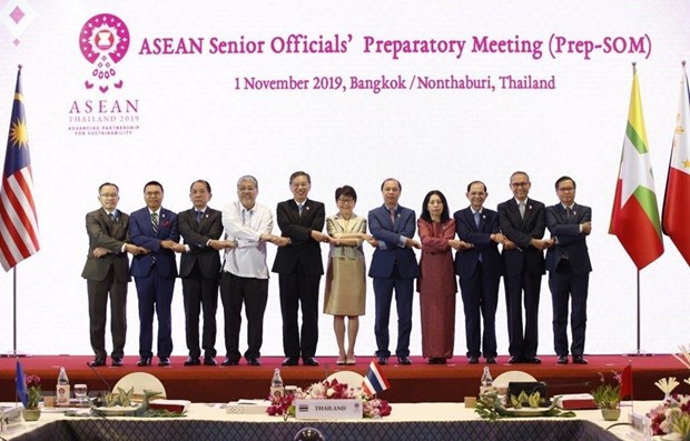 Le Vietnam s’engage a maintenir le developpement de l’ASEAN hinh anh 1
