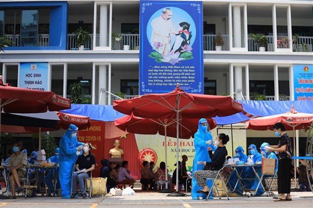 Celebration des 67 ans de la Journee de liberation de la capitale: Hanoi resiste au COVID-19 hinh anh 4