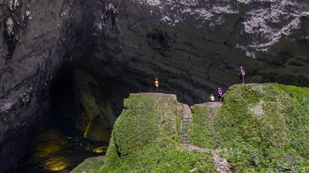 All reservations for the adventure in Son Doong in 2022 have been sold hinh anh 2