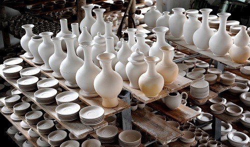 Ninh Binh preserve et developpe son ancien artisanat de la poterie hinh anh 1