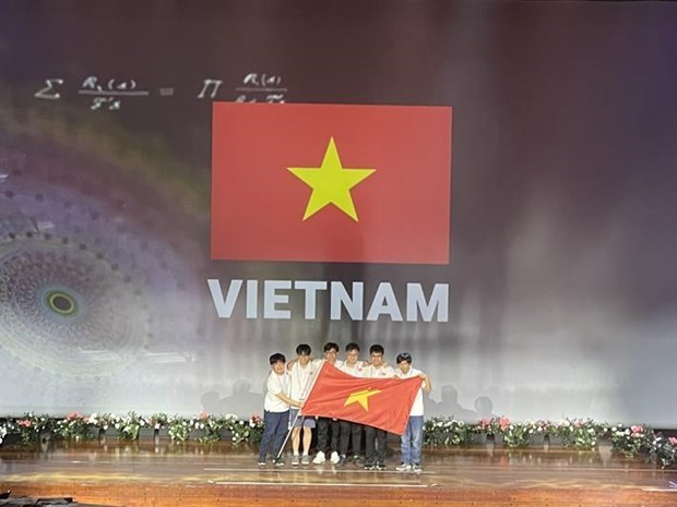 Histoires interessantes de l'equipe vietnamienne a l'Olympiade Internationale de Mathematiques 2023 hinh anh 2