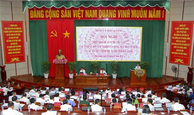 Hau Giang vise une croissance de 7,5% en 2024 hinh anh 1