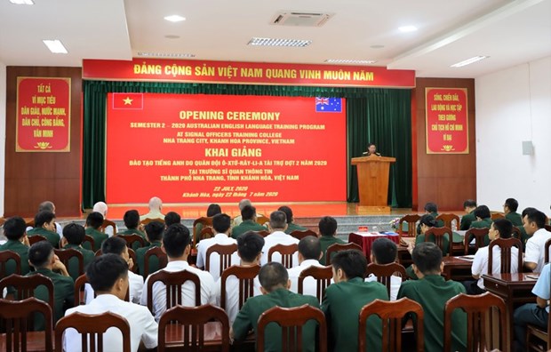 L'Australie aide la formation de la langue anglaise pour des militaires vietnamiens hinh anh 1