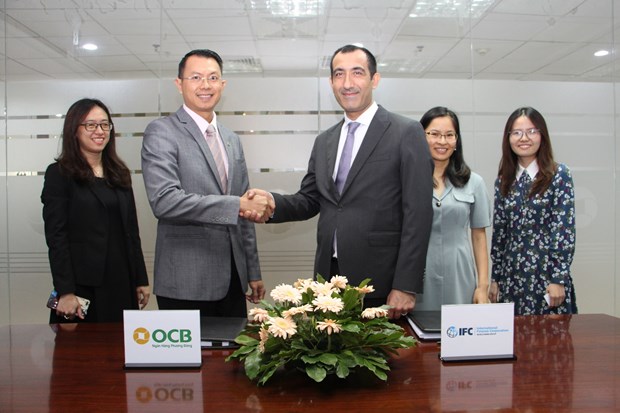 IFC aide OCB a soutenir les entreprises impactees par le COVID-19 hinh anh 1