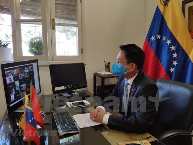 Le Vietnam et le Venezuela encouragent la cooperation dans le secteur de la sante hinh anh 1