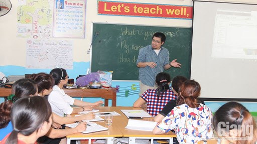 Bac Giang ameliore la qualite de l'enseignement et de l'apprentissage de la langue anglaise hinh anh 2