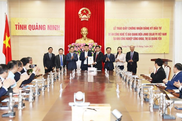 Quang Ninh delivre le certificat d'investissement a un projet de haute technologie hinh anh 1