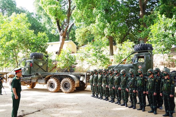 Army Games 2021: ceremonie marquant le depart de la delegation de l'arme d'artillerie du Vietnam hinh anh 2