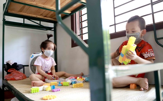 Le Vietnam donne la priorite aux soins pour les enfants orphelins a cause du COVID-19. hinh anh 1