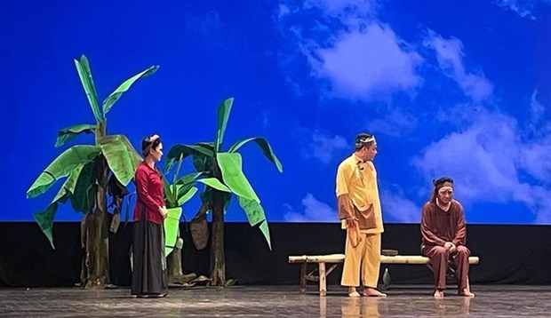Quintessence des 100 ans du theatre parle du Vietnam hinh anh 1
