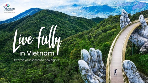 Lancement officiel du programme touristique “Live fully in Vietnam” hinh anh 1