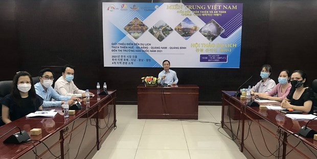 Lancement officiel du programme touristique “Live fully in Vietnam” hinh anh 2