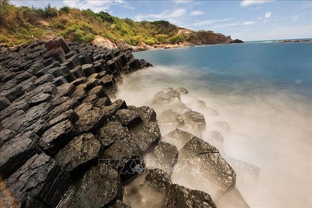 Phu Yen, une province littorale dotee de forts atouts touristiques hinh anh 2