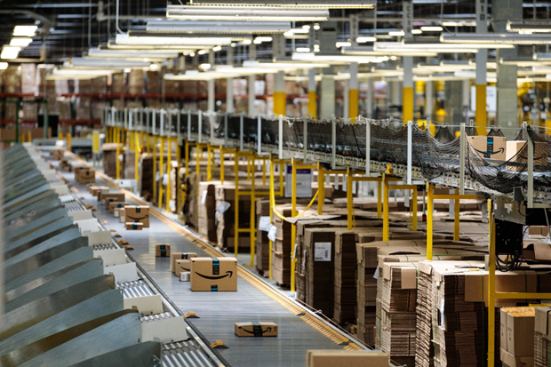 Pres de 7,2 millions de produits vendus sur Amazon par les PME vietnamiennes en un an hinh anh 2