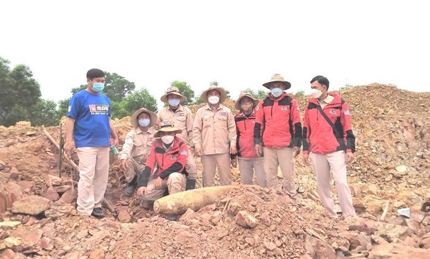 Quang Binh: neutralisation reussie d'une bombe de pres de 230 kg hinh anh 1