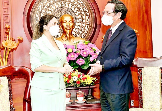 Renforcement de la cooperation entre Ho Chi Minh-Ville et Cuba et l'Australie hinh anh 1