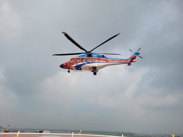 Ho Chi Minh-Ville lance un service touristique de vols en helicoptere hinh anh 1
