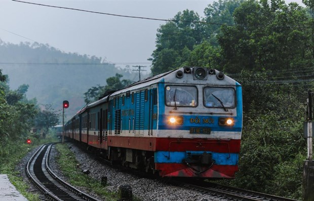 Remise en service de la ligne ferroviaire Hanoi-Lao Cai hinh anh 1