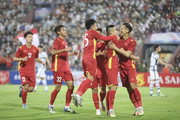Football masculin: le Vietnam et la R. de Coree font match nul 1-1 lors du premier match amical hinh anh 2