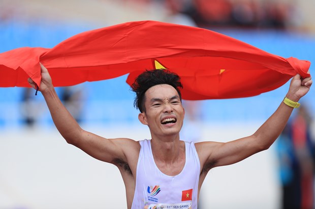 SEA Games: le Vietnam remporte sa toute premiere medaille d'or en marathon hinh anh 1