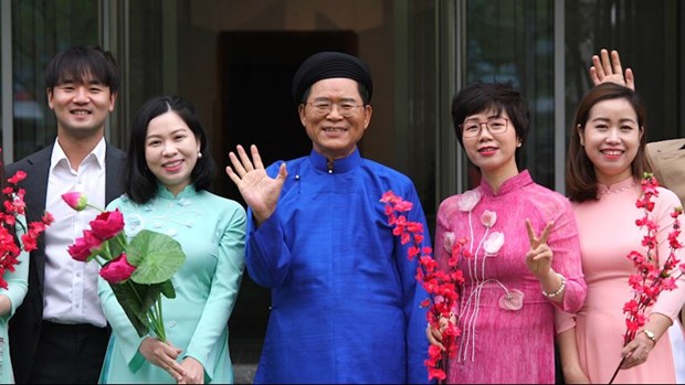 Les valeurs de la culture Tet traditionnel du Vietnam aux yeux des ambassadeurs etrangers hinh anh 4