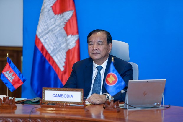 Le Cambodge invite le ministre russe des AE a participer aux reunions de l'ASEAN hinh anh 1