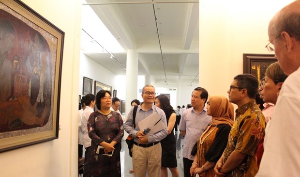 Des applications numeriques ameliorent la visite des musees vietnamiens hinh anh 2