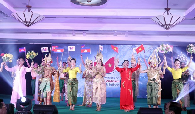 Programme de promotion du tourisme cambodgien au Vietnam hinh anh 1