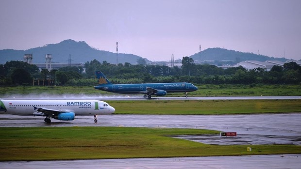 Typhon Noru: Vietnam Airlines reprend ses operations a des aeroports au Centre hinh anh 1
