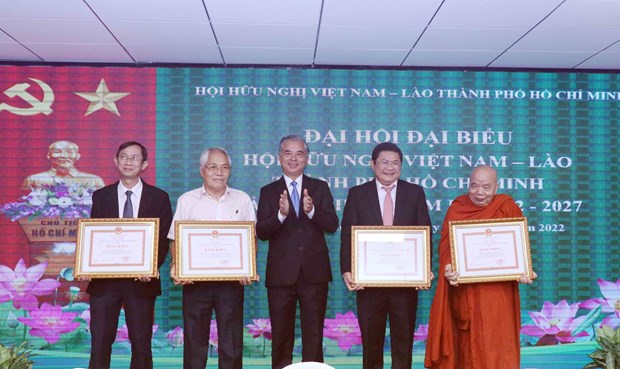 Troisieme congres de l'Association d'amitie Vietnam-Laos de Ho Chi Minh-Ville hinh anh 2
