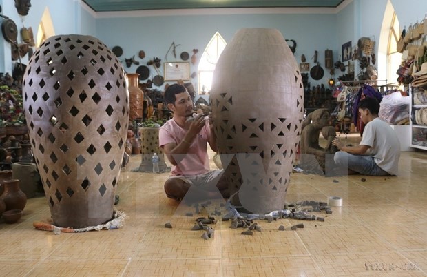 L'art de la poterie du peuple Cham honore par l'UNESCO hinh anh 1
